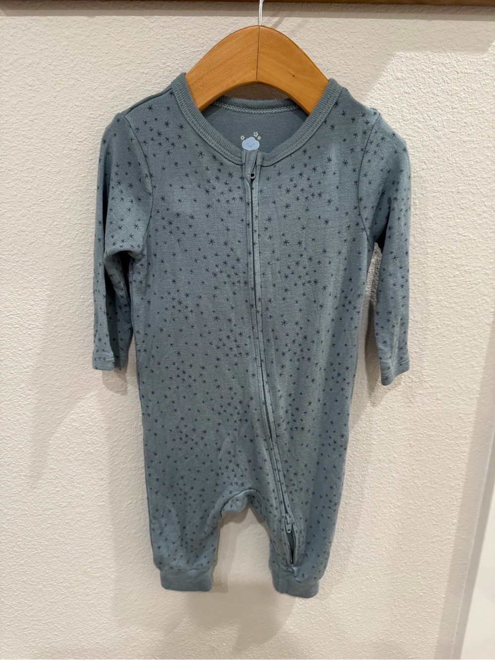 Cloud island zip sleeper NWOT